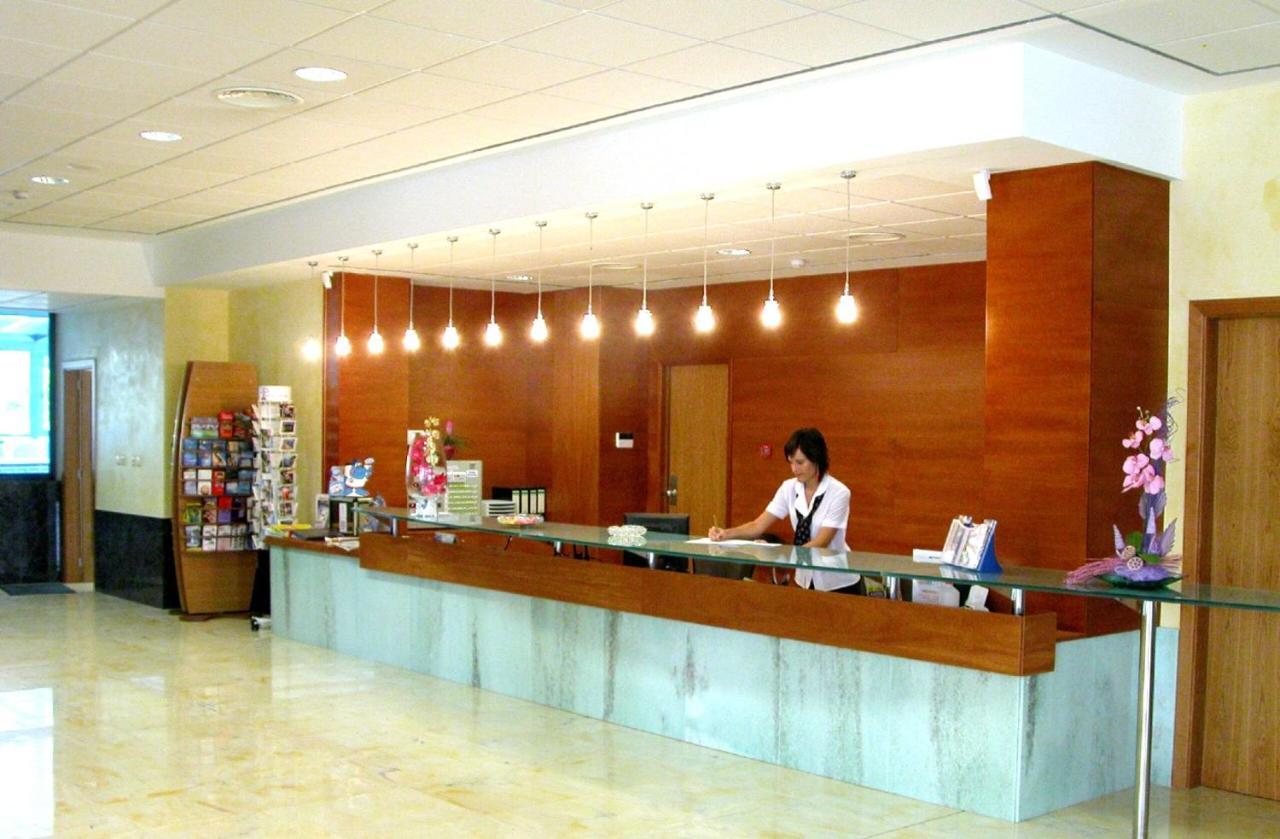 Hotel Blaucel Бланес Екстер'єр фото
